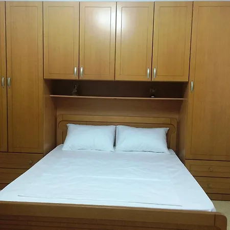 Golem Apartments Appartement *