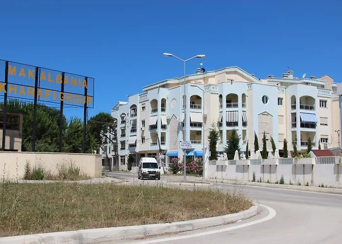 Golem Apartments Apartamento *