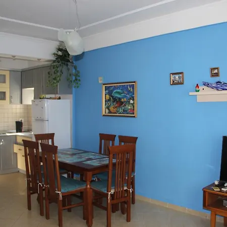 Golem Apartments ゴーレム