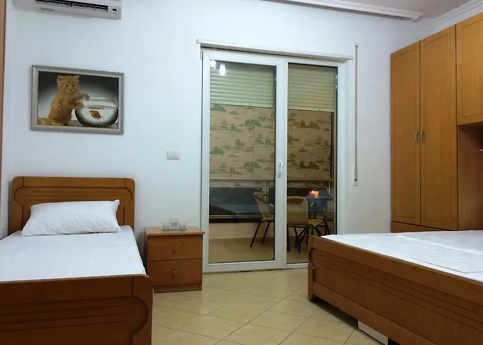 Golem Apartments ゴーレム