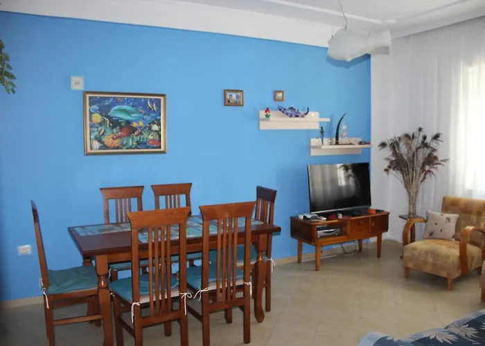 アパート Golem Apartments